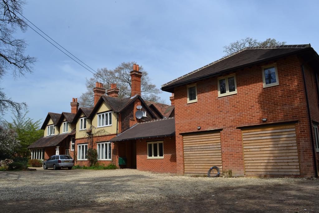 The Kingsley At Eversley Exterior photo